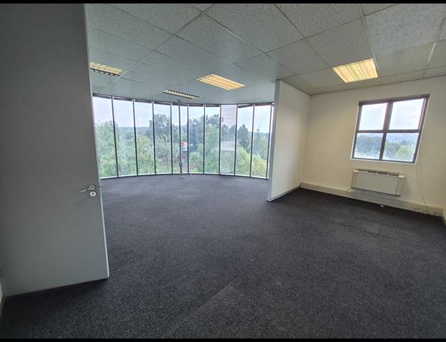 94M² OFFICE TO LET IN BRUMA